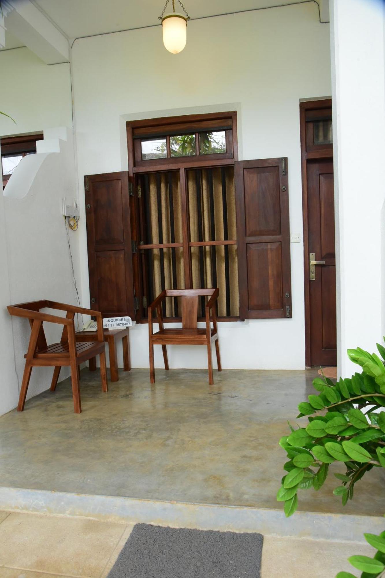 Tranquil Hotel Hikkaduwa Bagian luar foto