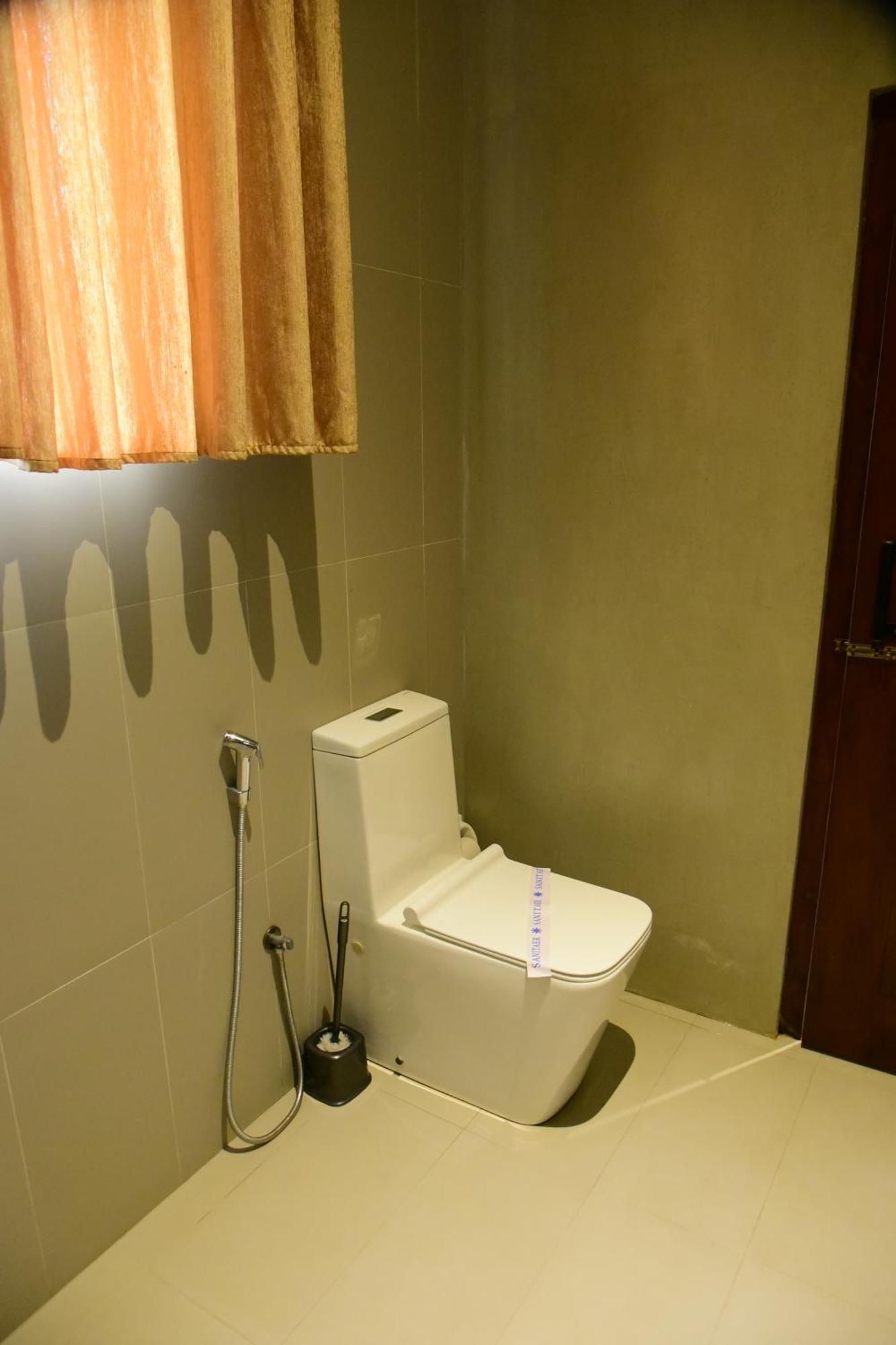 Tranquil Hotel Hikkaduwa Bagian luar foto