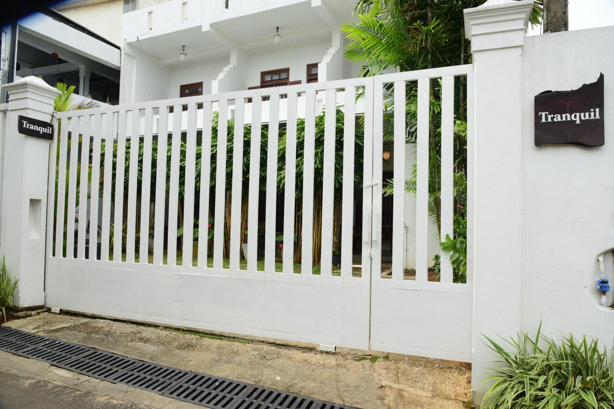 Tranquil Hotel Hikkaduwa Bagian luar foto