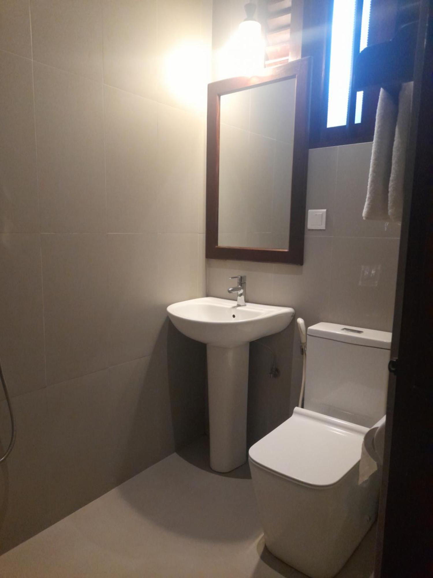 Tranquil Hotel Hikkaduwa Bagian luar foto
