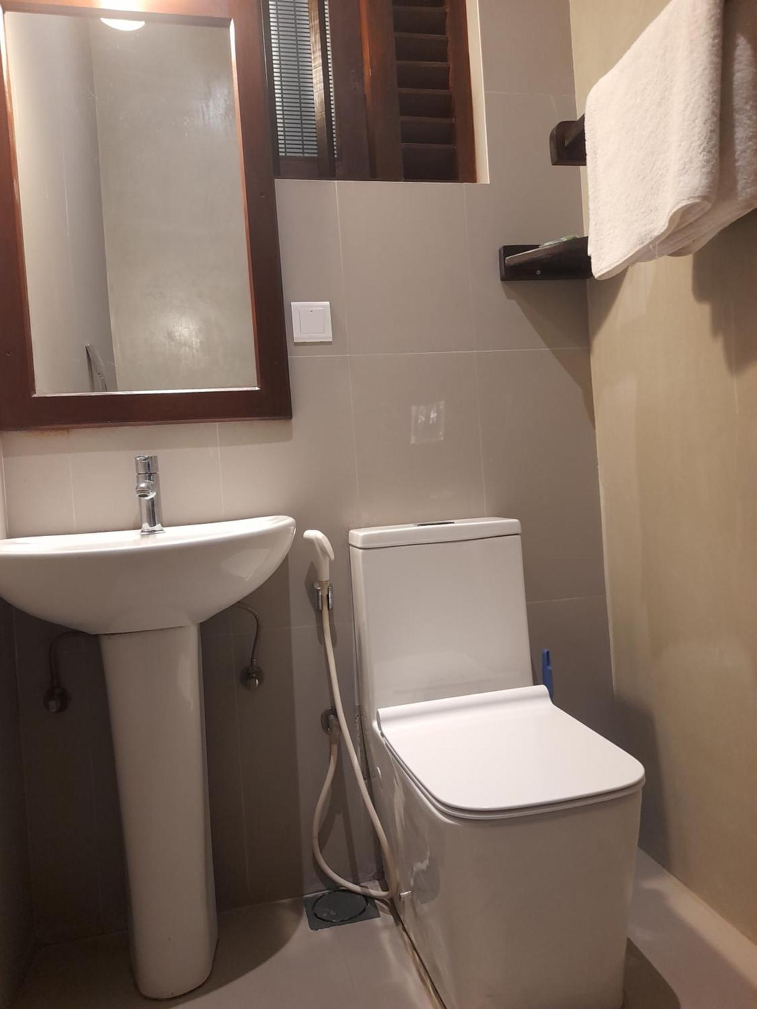Tranquil Hotel Hikkaduwa Bagian luar foto